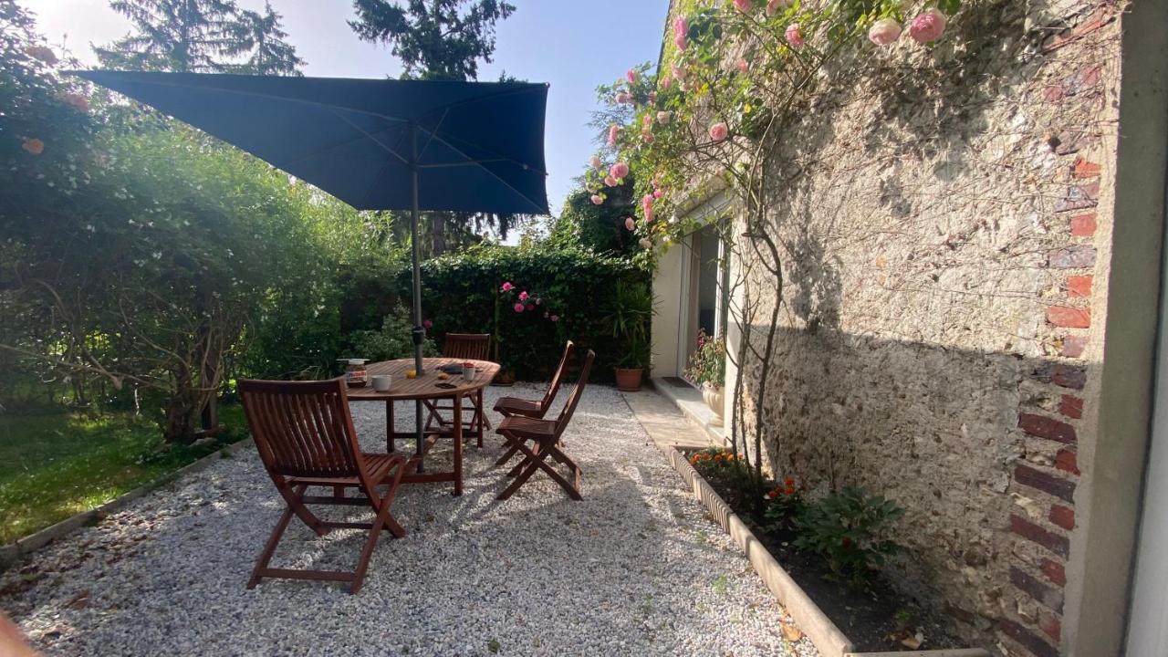 Les Bocages, Gites De Charme En Val De Loire, Piscine Chauffee Monteaux Exteriör bild
